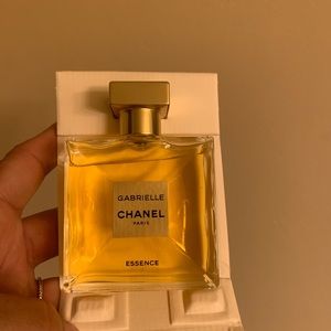 Chanel Gabrielle essence fragrance